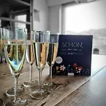 아파트 Panoramablick Schwalefeld 빌링겐