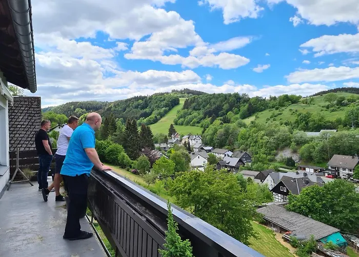 דירה Panoramablick Schwalefeld וילינגן